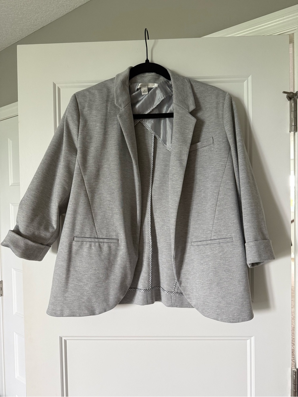 LC Lauren Conrad Light Gray Open-Front Blazer